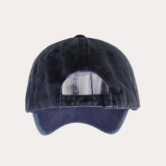 Schitt’s Creek Rose Apothecary Hat 🌹 - Picture 3 of 3